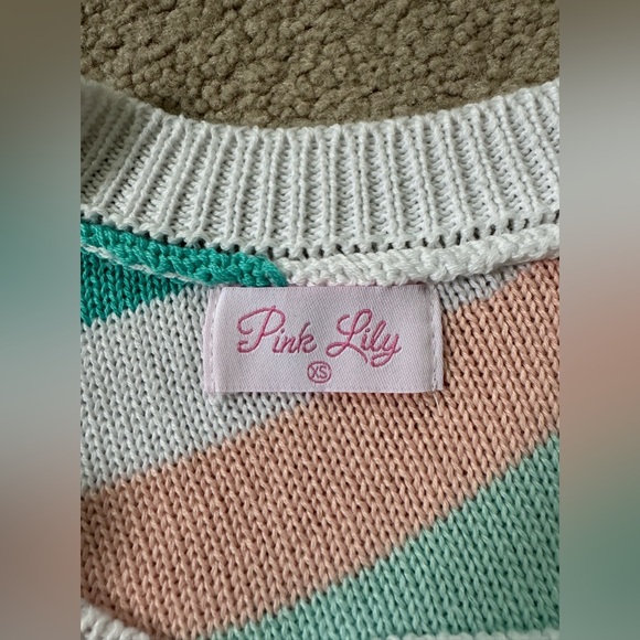 NEW Blue And Peach Striped Sweater Tank Top, Size XS - Picture 7 of 7